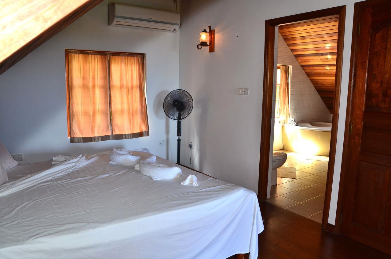 Bed and Breakfast Kaz Ladouceur La Digue Exterior foto