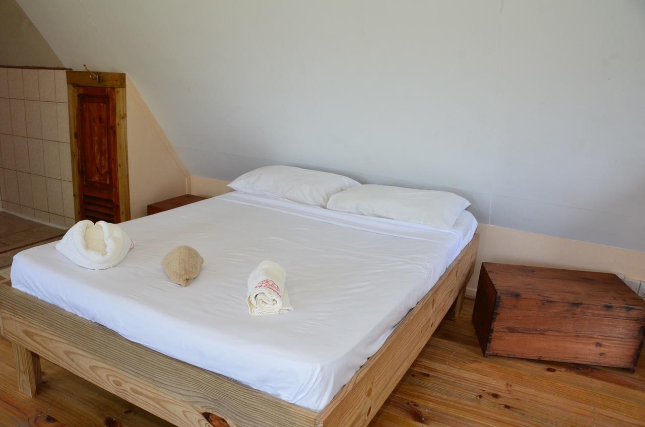 Bed and Breakfast Kaz Ladouceur La Digue Exterior foto