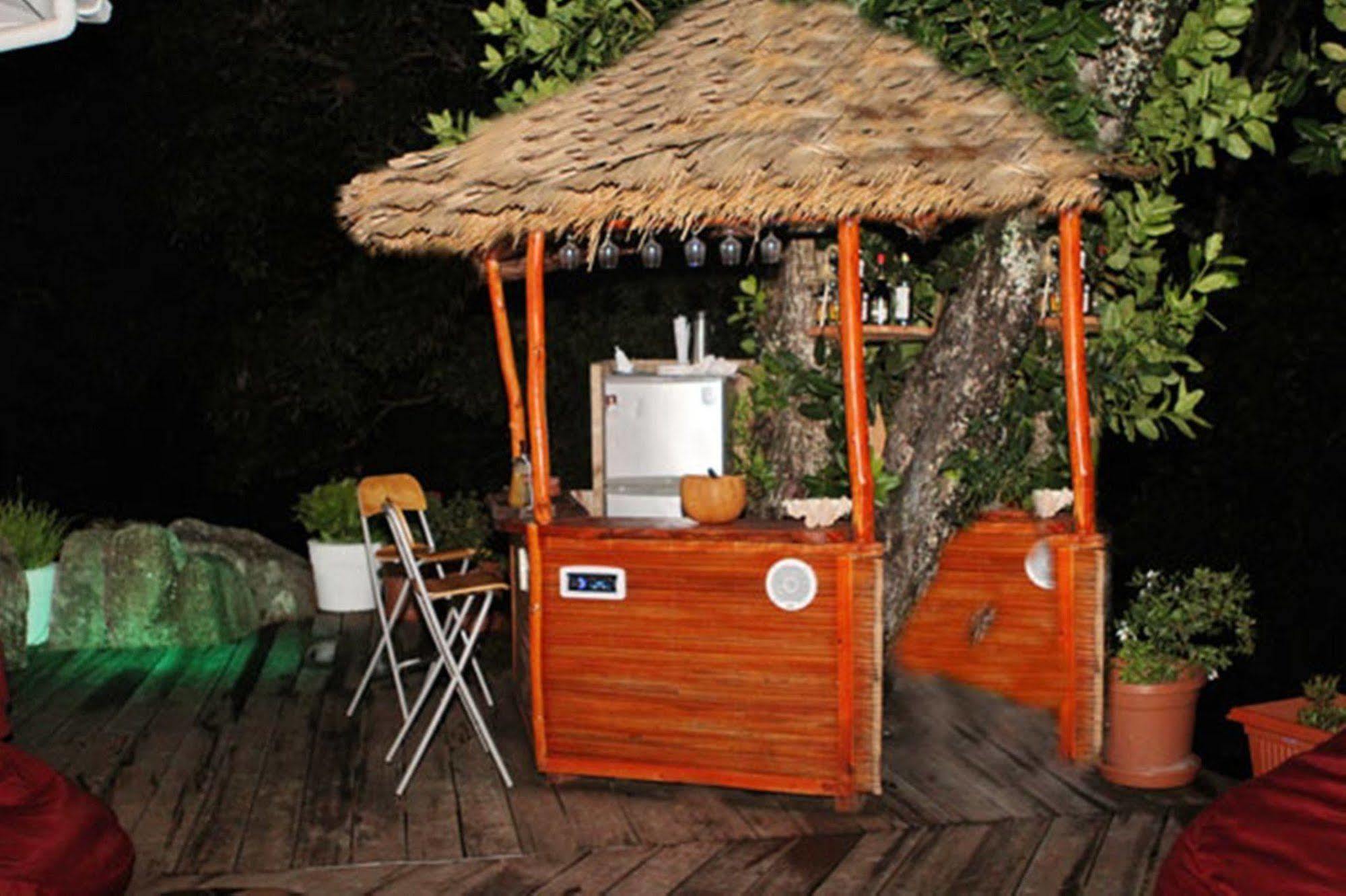 Bed and Breakfast Kaz Ladouceur La Digue Exterior foto