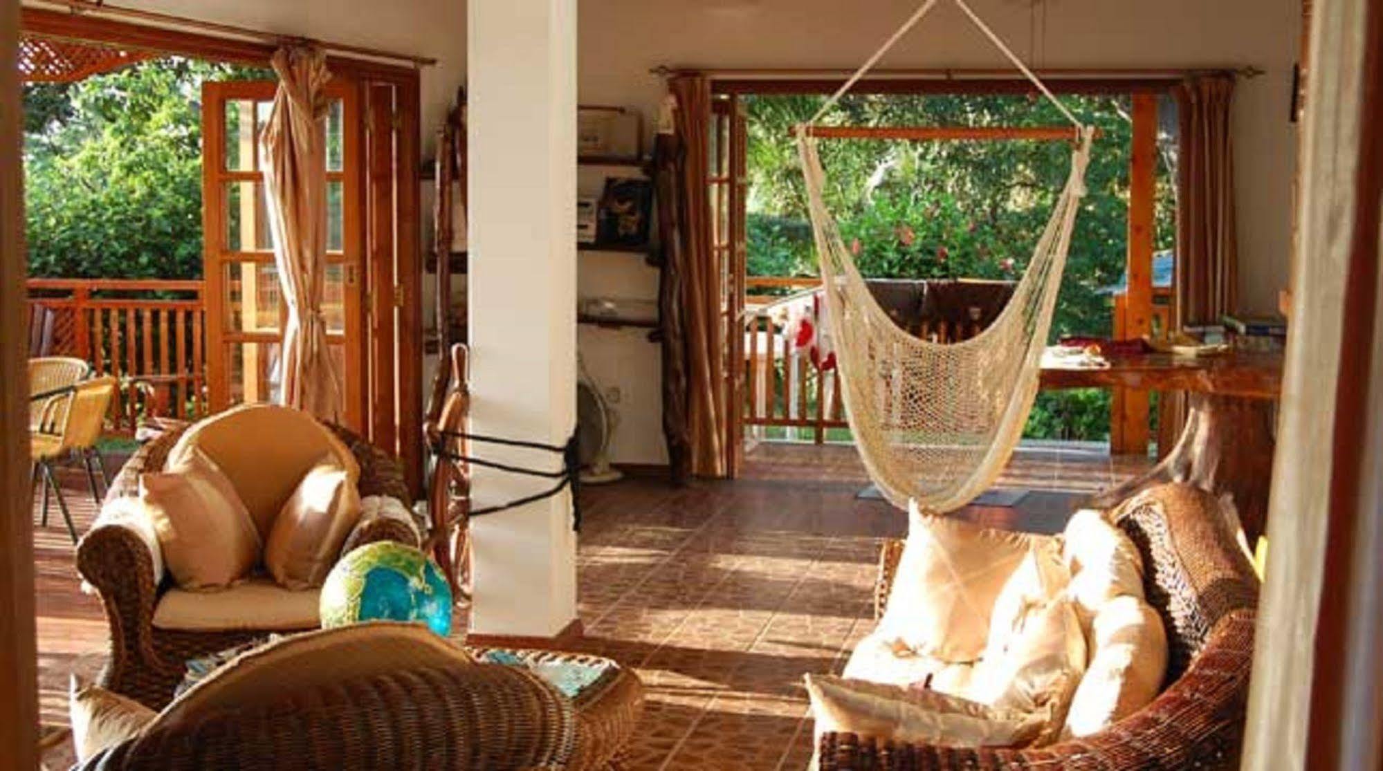Bed and Breakfast Kaz Ladouceur La Digue Exterior foto